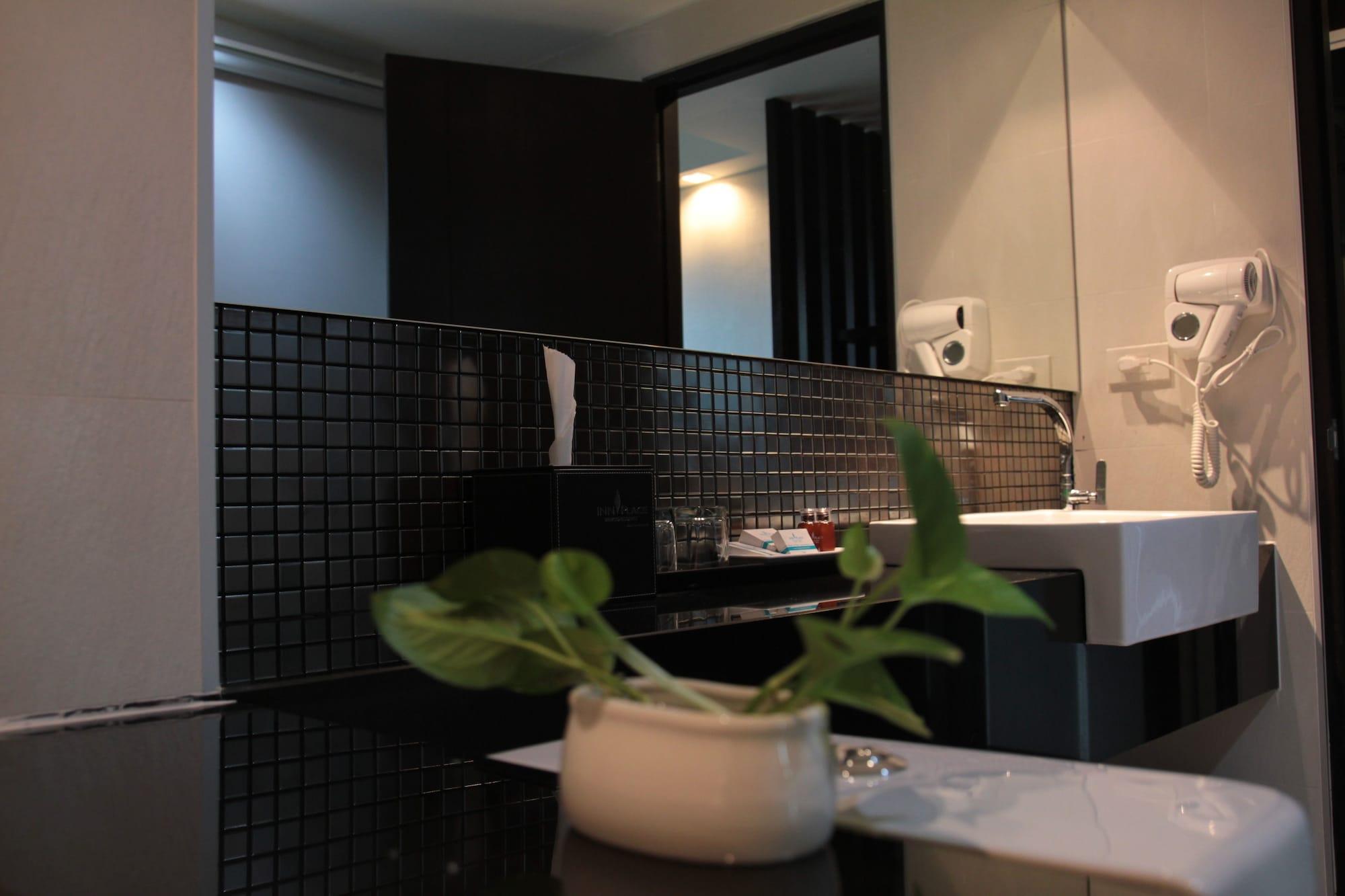 Inn Place Serviced Residence Pattaya Exterior photo